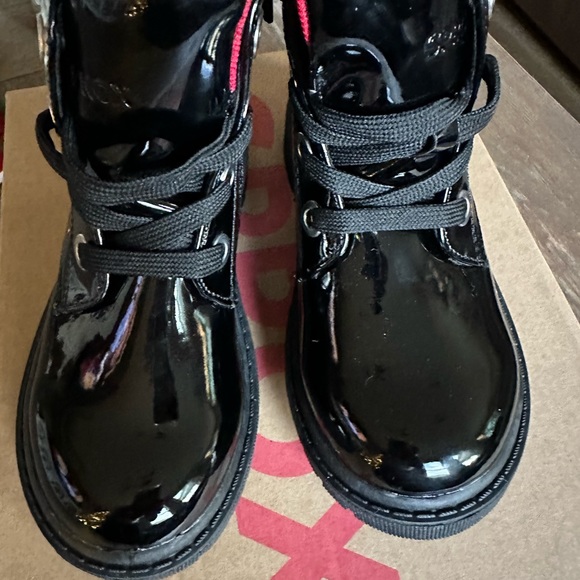 Sprox booties for toddlers. - Picture 4 of 9